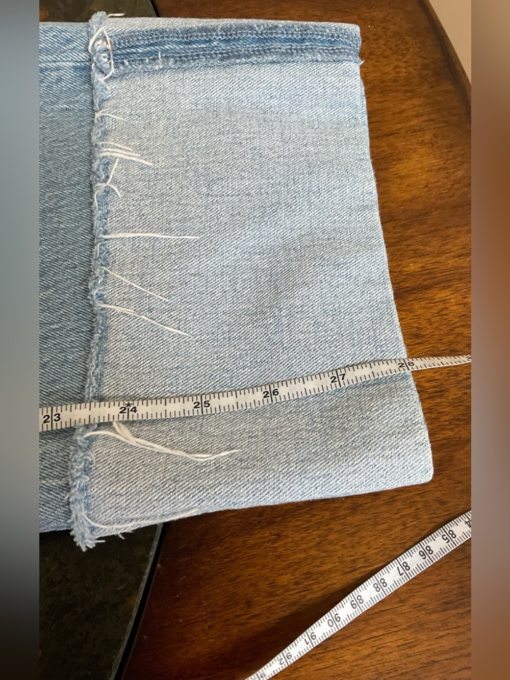 Abercrombie & Fitch Cuffed Jeans - Picture 5 of 6
